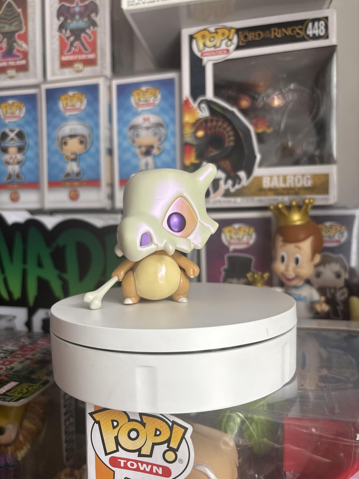 Mcbazel Motorized Rotating Display Stand,5.7inch 360 Degree Electric Rotating Turntable Display Stand for Photography Shows/Jewelry/Watch/3D Models/Cup -The Load-Bearing Capacity is About 10kg,Black customer photo 1