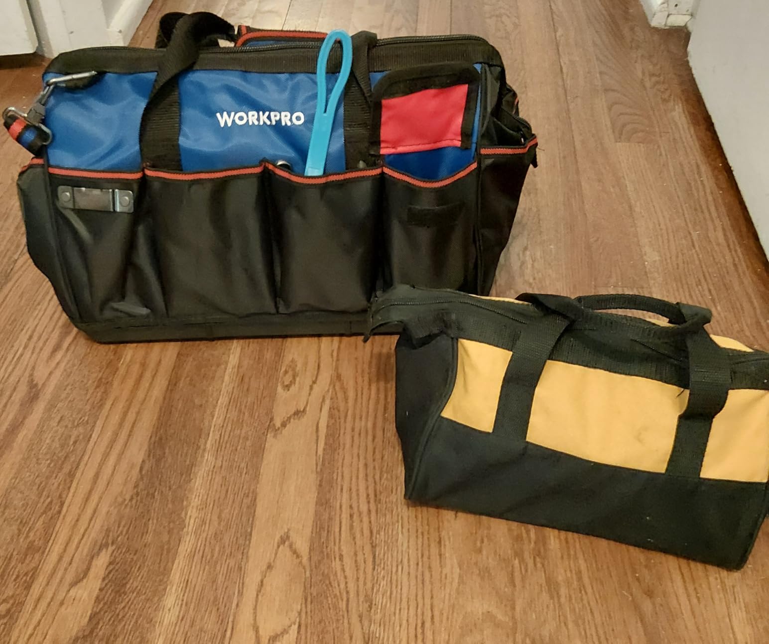 WORKPRO Tool Bag, 18 Inch Tool Bag with Waterproof Molded Base, Open Top Tool Organizer Bag with 20 Pockets, Adjustable Shoulder Strap customer photo 2