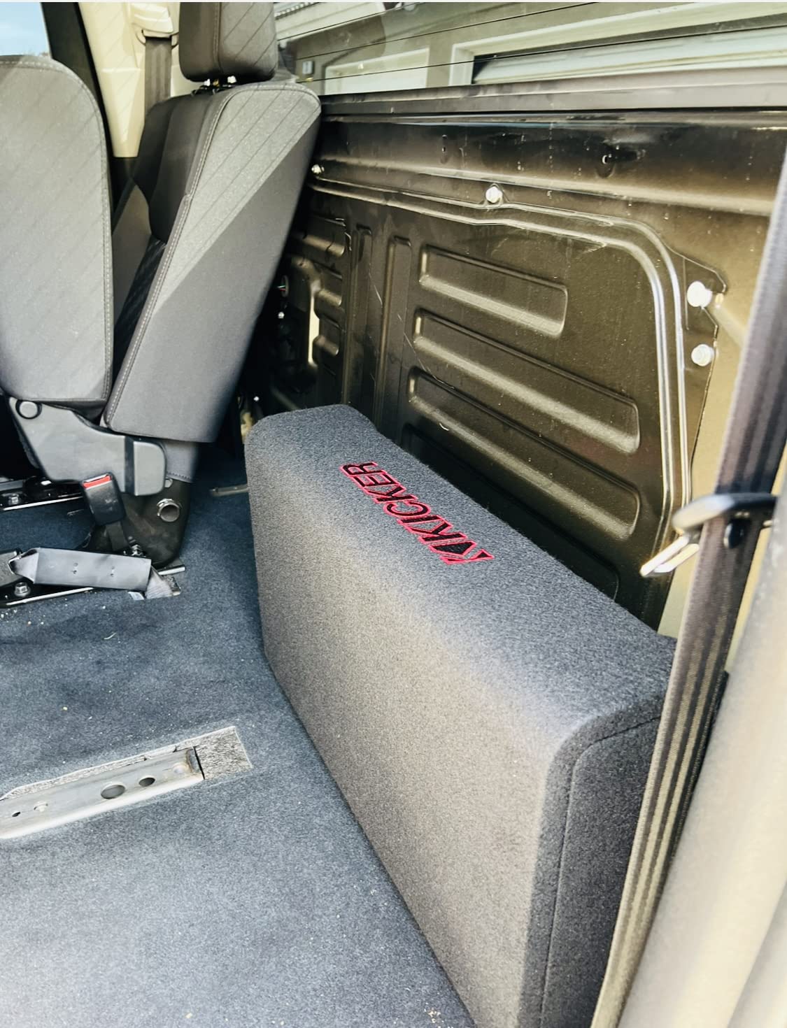 KICKER 49L7TDF122 Down-Firing 12