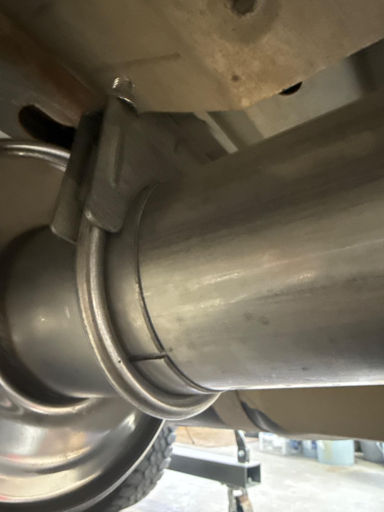 Heavy Duty 2.5 Inch Muffer Clamps Exhaust 2 1/2
