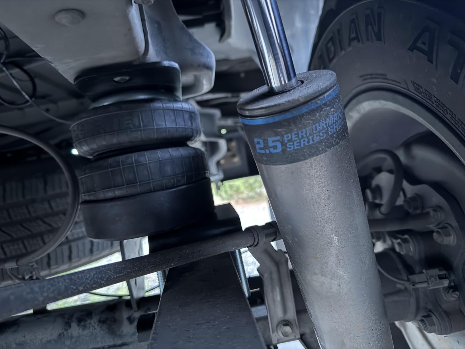 RETRUE Rear Air Bags Suspension Kit for Toyota Tundra 2007-2021 Truck Towing, 5000 Lbs of Load Leveling Capacity, Replacement for Firestone 2445 Ride Rite Airbags for Trucks Rear Suspension customer photo 1