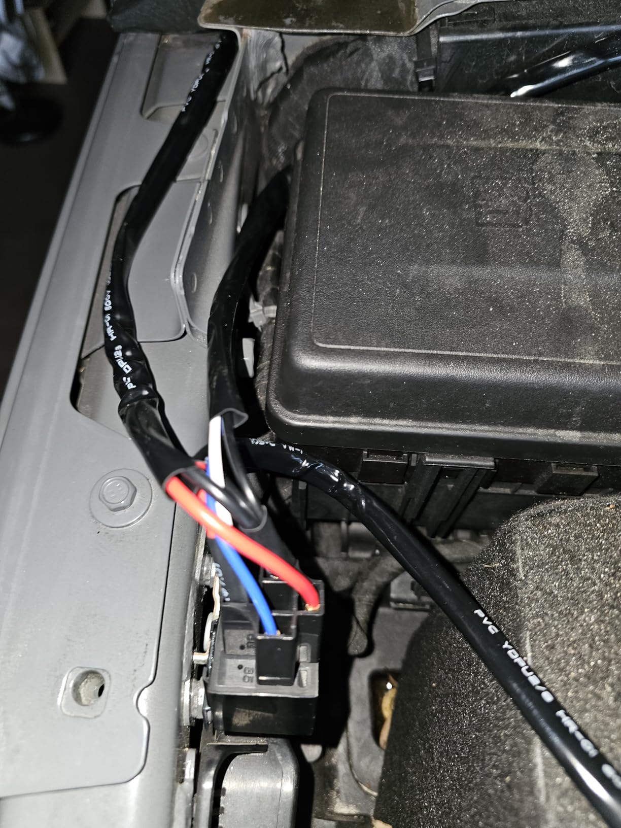 LED Lights Bar Remote Control Wiring Harness Kit 4 Leads DC12V On-Off Switch Power Relay Blade Fuse 14AWG Core Cable Wiring Harness Kit fit for LED Driving Lights Bar Work Auxiliary Lights customer photo 1