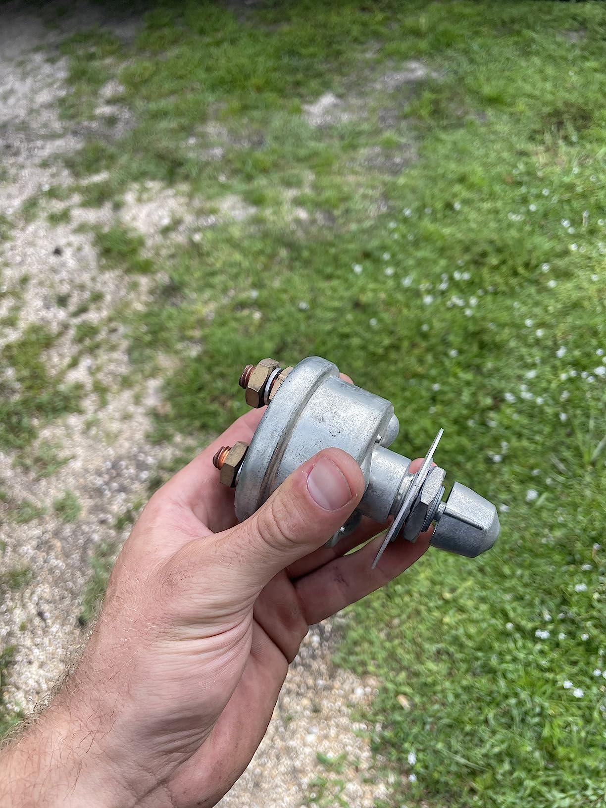 12-48V Master Battery Disconnect Switch, High Current 200A Battery Power Cutoff Isolator Killer Switch with Face Plate for Car Vehicle RV Truck Boat Marine Outboards ATV On/Off Battery Isolator Switch customer photo 1