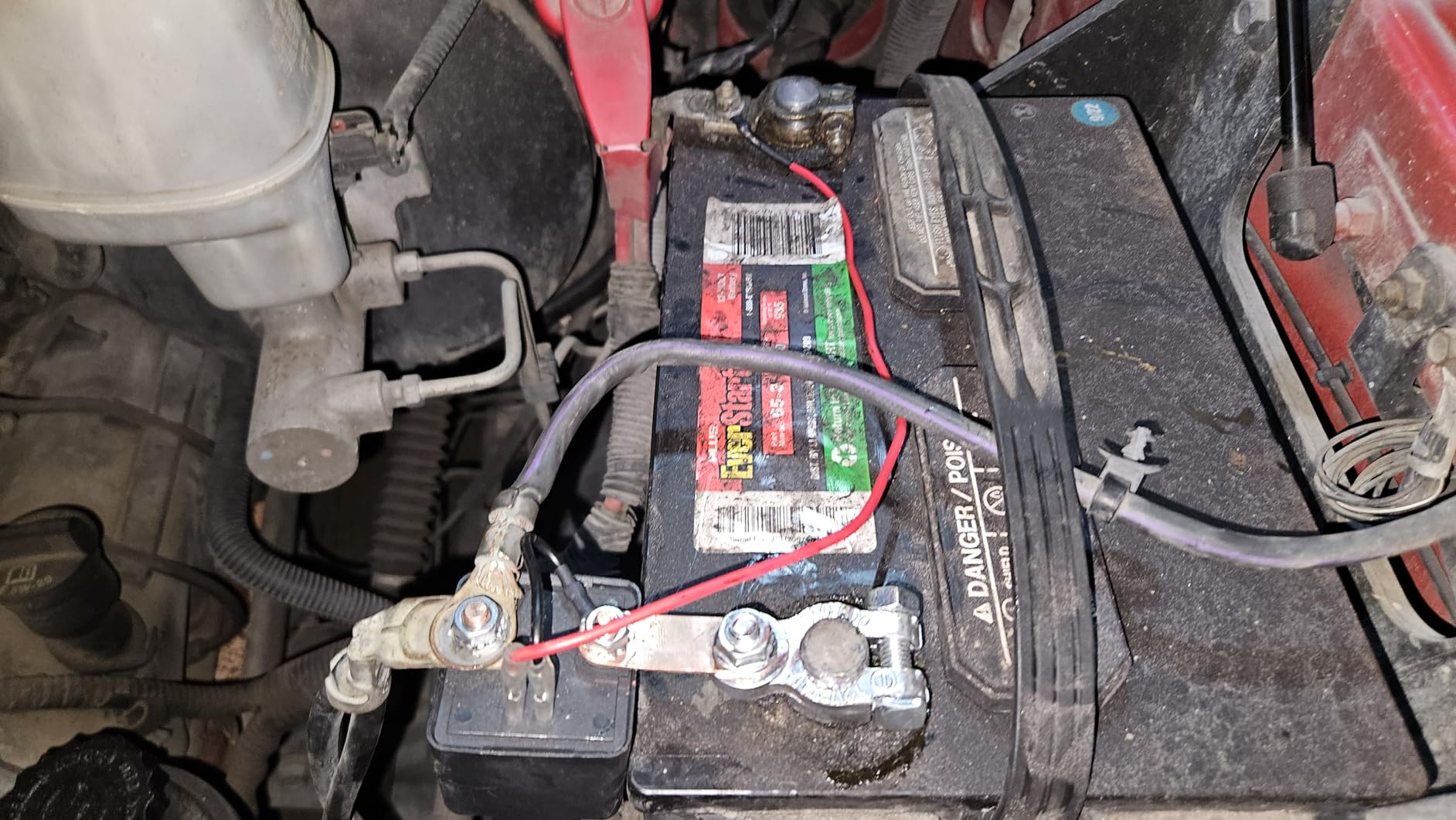 Remote Battery Disconnect Switch 12V Battery Kill Switch for Car, 200A Upgraded Remote Control Battery Negative Cut Off Switch Anti-Theft Prevent Battery Drain Isolator for Truck, RV 360A Starting customer photo 2