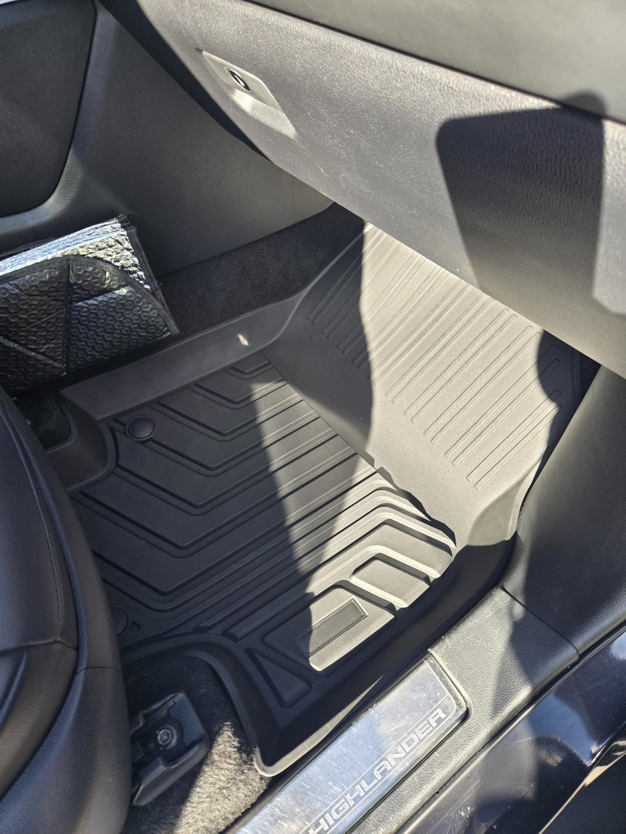 Bomely Floor Mats Compatible with 2020-2026 Toyota Highlander Cargo Liner Back Seat Cover Hybrid Fuel 2025 7 Seats Highlander Accessories (2020-2026,Floor Mats+Trunk Mat with Backrest Mat) customer photo 1
