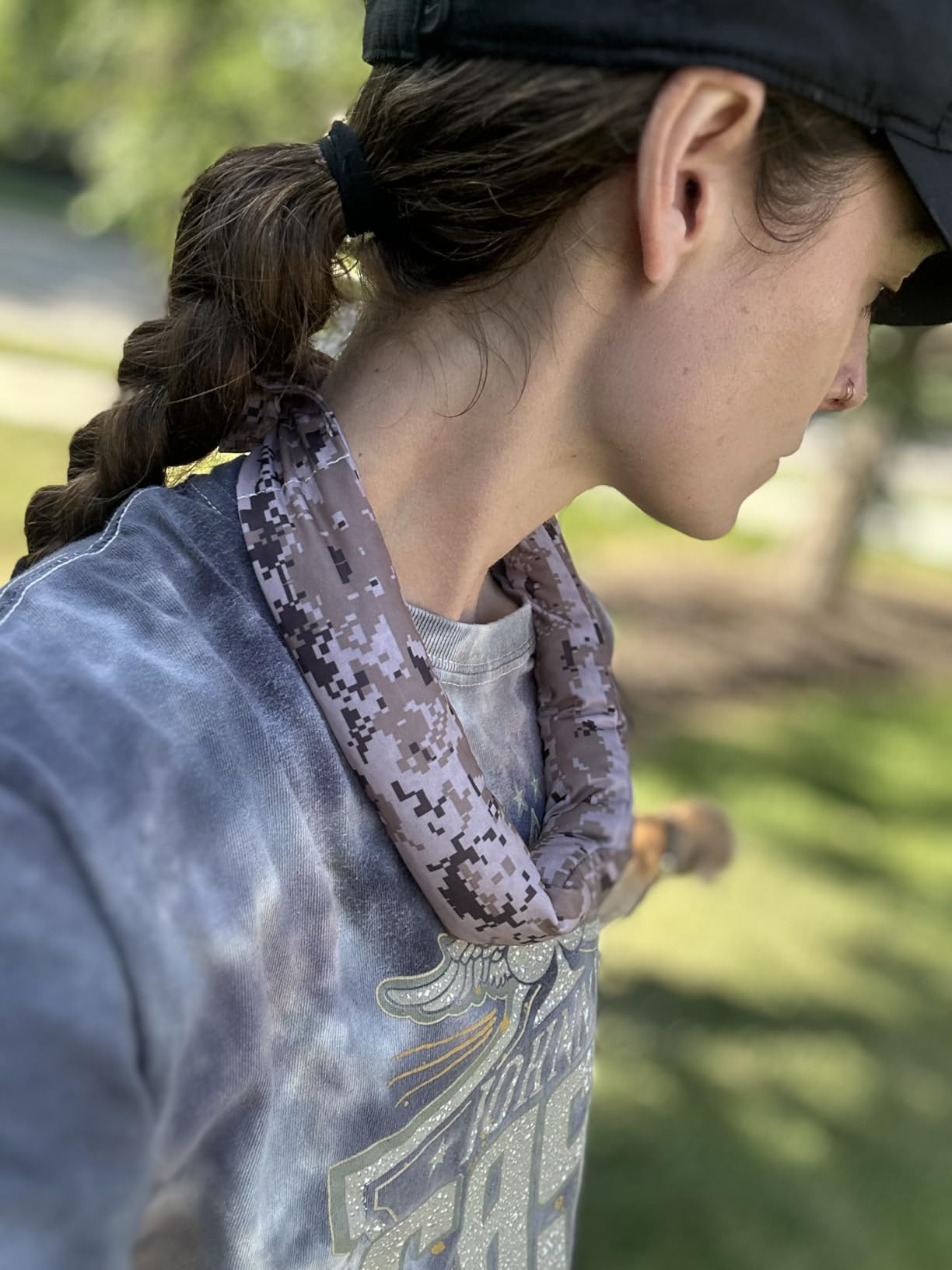 KOOLGATOR Evaporative Cooling Neck Wrap - Reusable Neck Cooler with Long Lasting Relief During Hot Weather Activities, Sports, & Outdoor Work, Red, 1 Pack customer photo 2