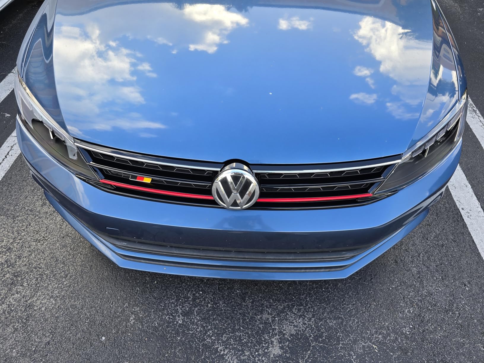 YLT AUTO Front Bumper Cover Upper Grille Replacement Shroud Gloss Black Front Air Intake for 2019 2020 2021 Volkswagen VW Jetta MK7 customer photo 2