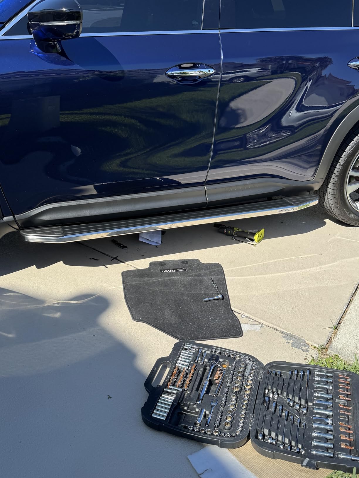 Black Horse Premium Running Boards Black Compatible with 2022-2026 Nissan Pathfinder|2022-2026 Infiniti QX60-PR-NI372 customer photo 1