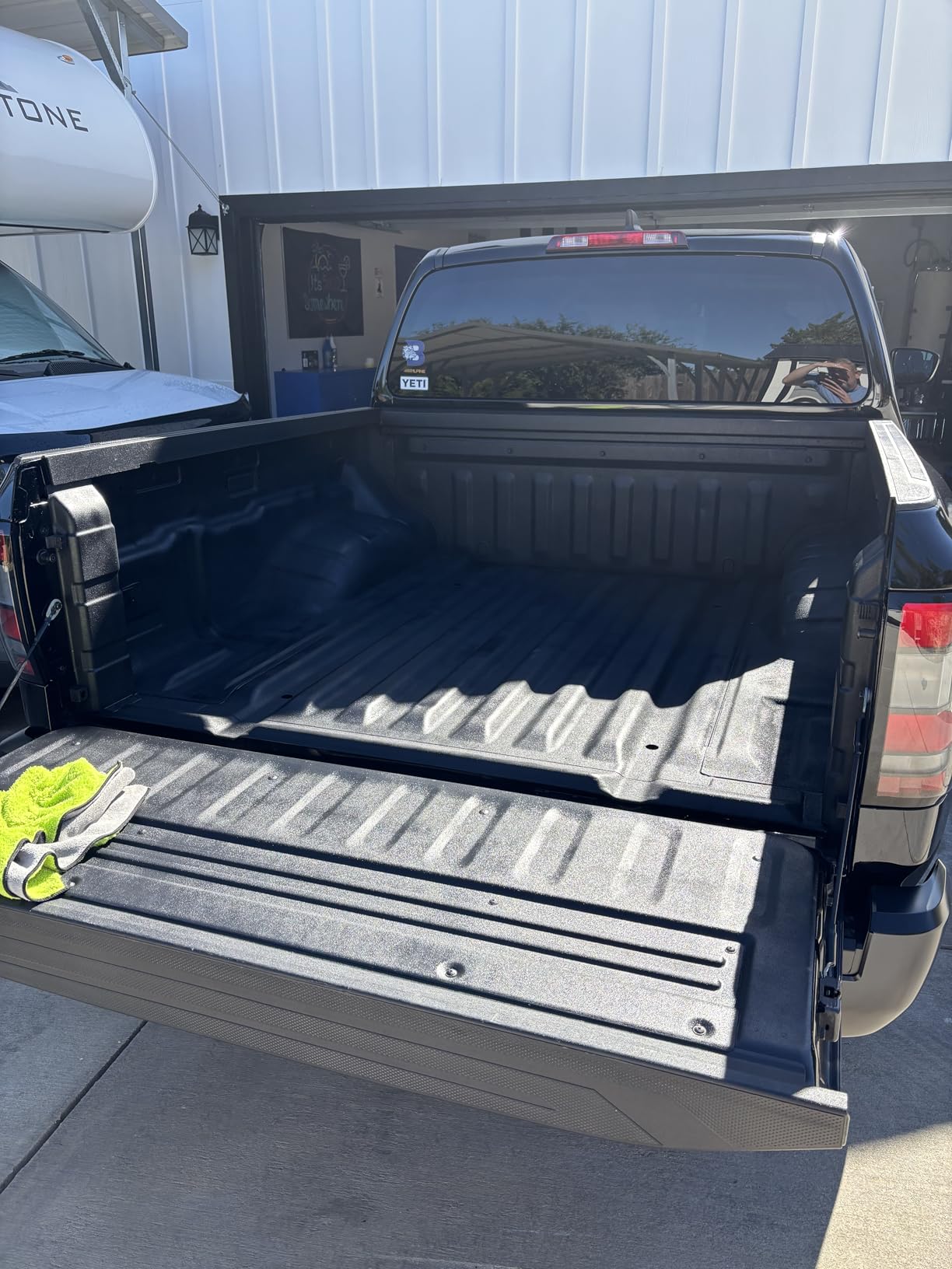 Gorilla Truck Bed Liner Coating - 14.3 Ounce Aerosol customer photo 2