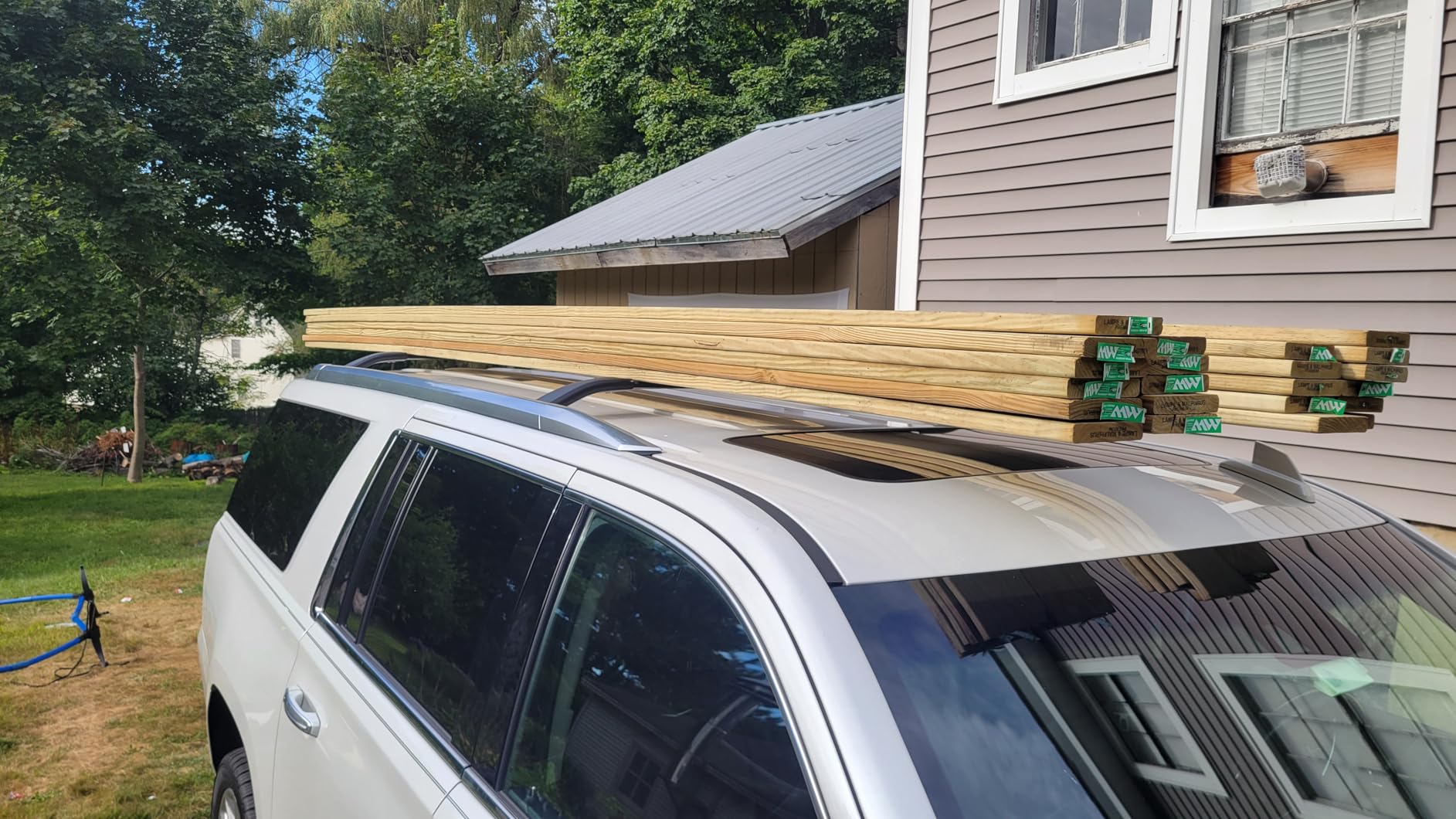 Heavy Duty 220lb Roof Rack Cross Bars Fit for GMC Yukon & Yukon XL, Chevy Suburban & Tahoe 2015-2020, Cadillac Escalade & Escalade ESV, Chevrolet Aluminum Crossbar Rooftop Cargo Carrier customer photo 2