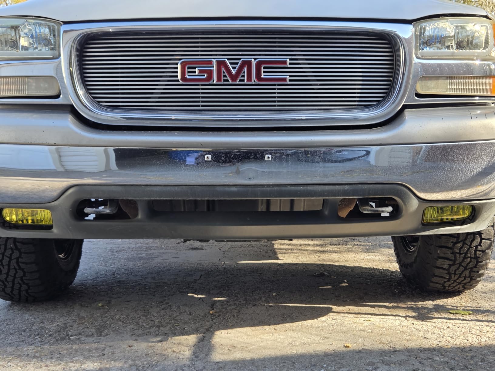 Nilight Fog Light Assembly Compatible with 2007 2008 2009 2010 2011 2012 2013 Chevy Avalanche Suburban Tahoe GMC Yukon Acadia Ford Mustang Pontiac 2015 2016 2017 Silverado Colorado customer photo 2