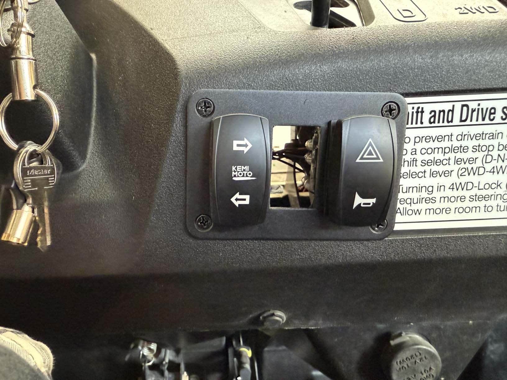 MIIGII Switch Panel, 1 Gang Rocker Toggle Switch Aluminum Housing Bracket for Car Truck Marine Boat RV Vehicle, Waterproof Panel customer photo 1