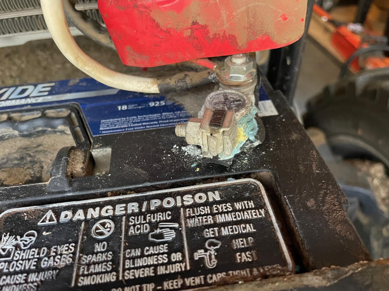 12PCS Battery Terminal Anti Corrosion Washers Protector Fiber and 2PCS Cleaning Brush, Automotive Accessories Universal for Car, Marine, Boat, RV customer photo 1