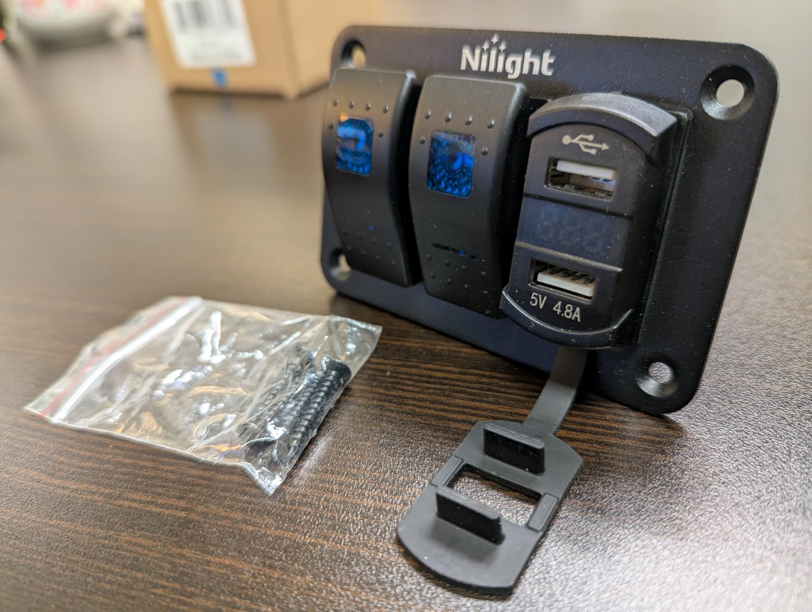 Nilight 4 Gang Rocker Switch Box 12V SPST ON Off PD Type C and QC 3.0 USB Charger Voltmeter Waterproof Aluminum Panel DIY Stickers for Boats Cars RVs Trucks customer photo 2