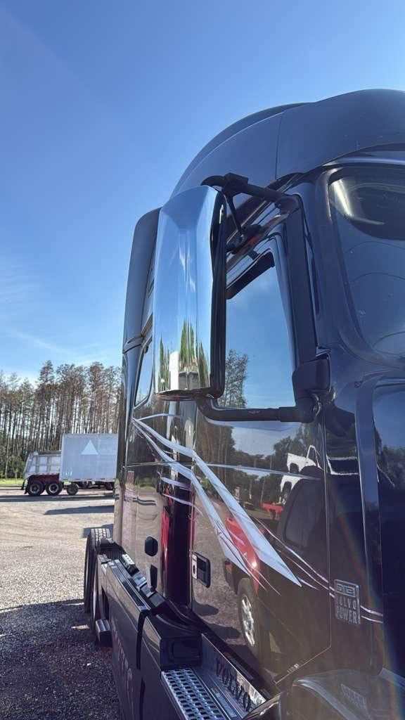 Chrome Door Mirror Covers Pair Set Compatible with Volvo VNL VNM Trucks 2004-2017, Left Driver and Right Passenger Side for Volvo Mirror Cover customer photo 1