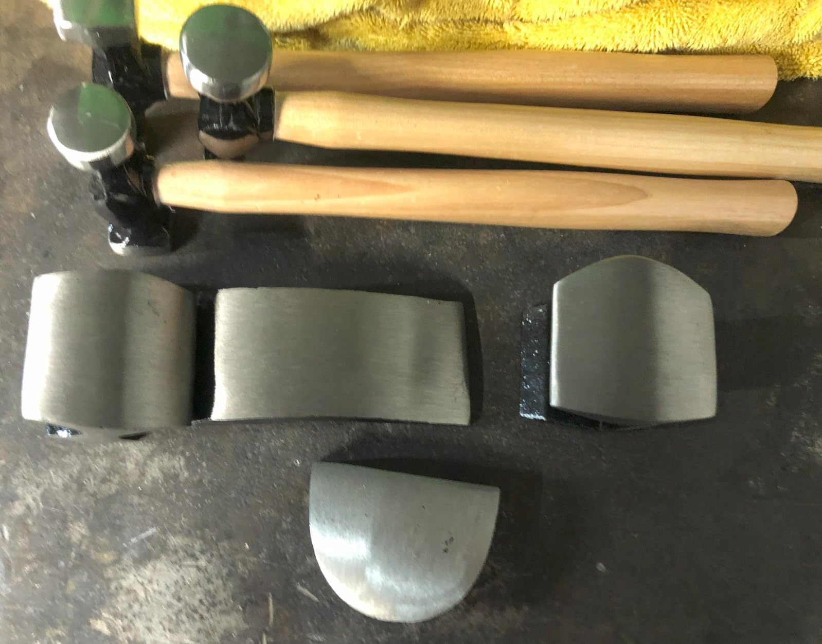 SWANLAKE 7 Piece Auto Body Repair Kit, Auto Body Tools, Auto Body Repair Tools with Carbon Steel Hammer Heads customer photo 3