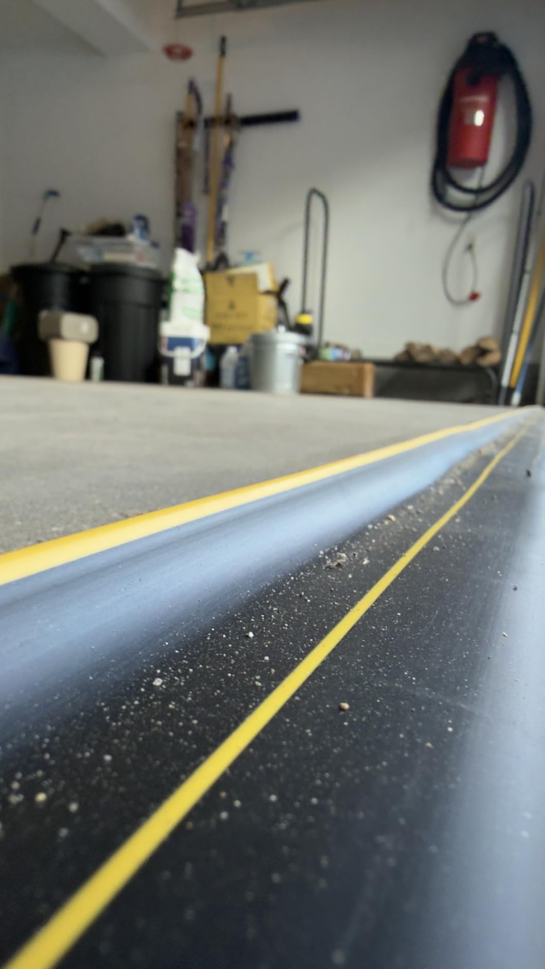 Jin&Bao Universal Garage Door Threshold Seal Strip 20FT Kit, Bottom Waterproof Rubber Weather Stripping Replacement (Yellow, 2 Adhesive) customer photo 1