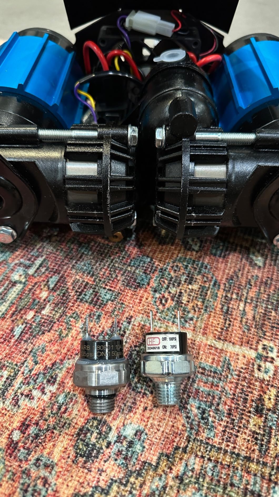 Universal On-Board Twin High Performance Compressor 12 Volts Replacement For ARB CKMTA12, For Tire Inflator Horn Tools Lockers Locking Differentials and Pneumatic Tools customer photo 1