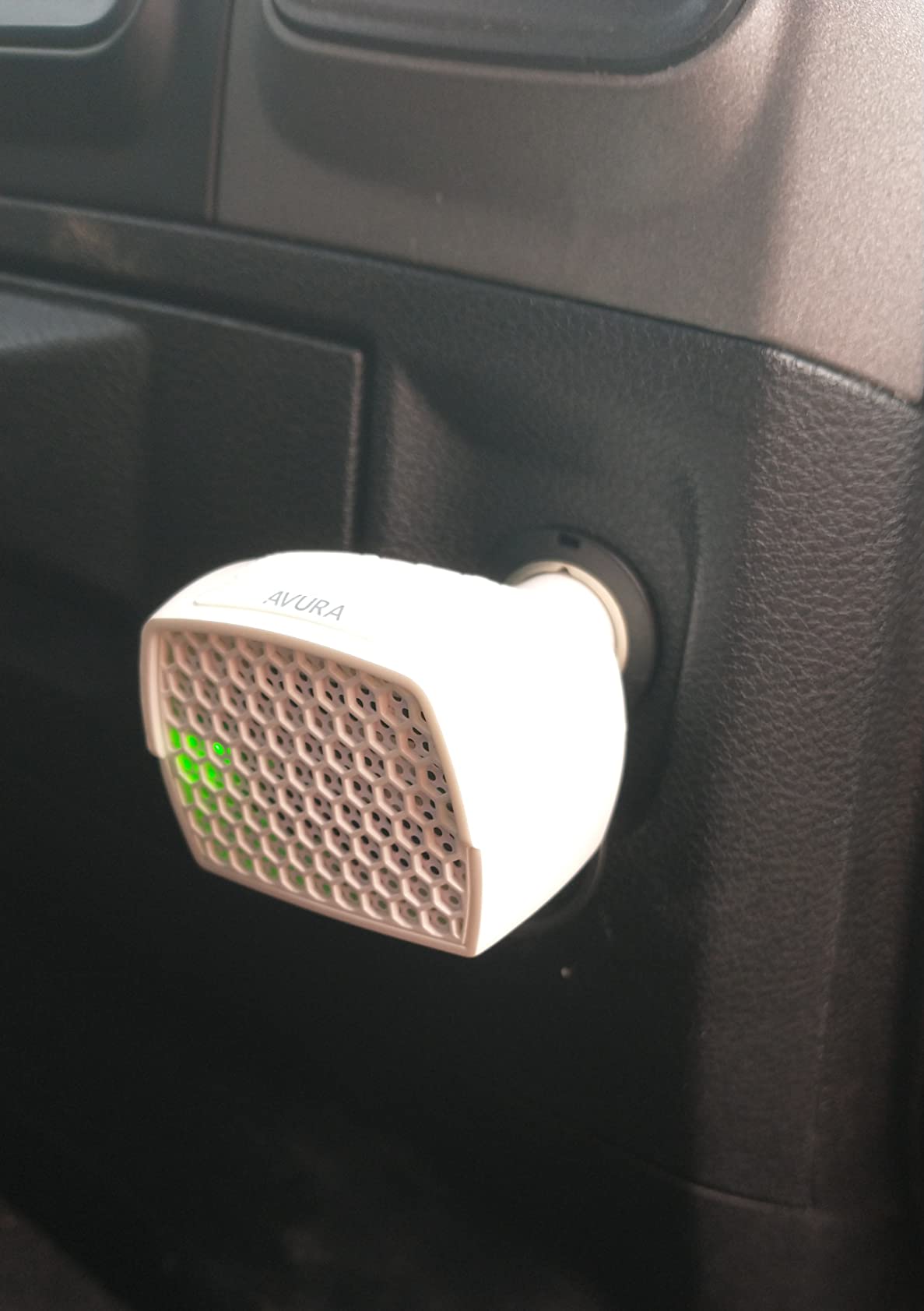 Micro3 Ozone Generator Air Purifier for Cars, Trucks, RVs, UTVs, Boats | Car Odor Eliminator and Air Freshener to Deodorize & Remove Smoke, Pet, Musty Odors (White) customer photo 2
