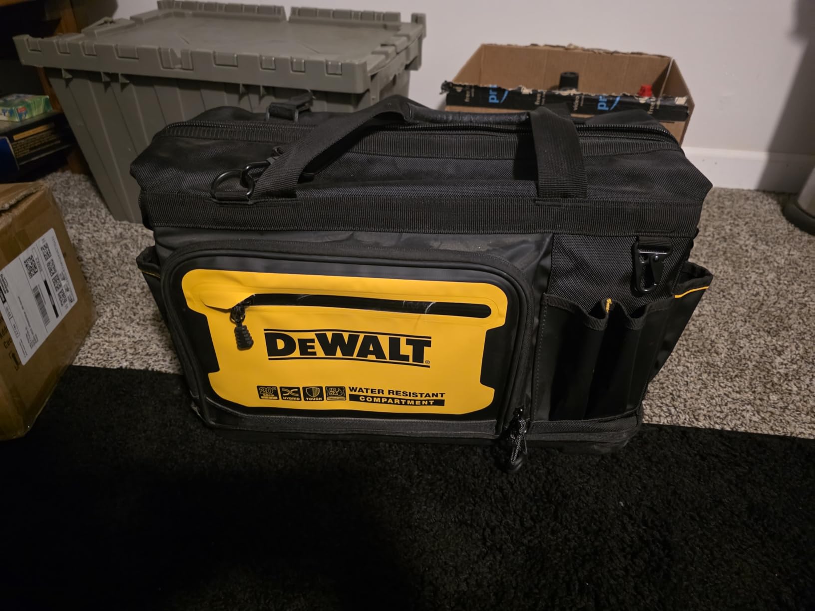 DEWALT Tool Bag, Water Resistant, Hard Bottom, 20-inch, Professional Tool Tote with Organization (DWST560104) customer photo 1
