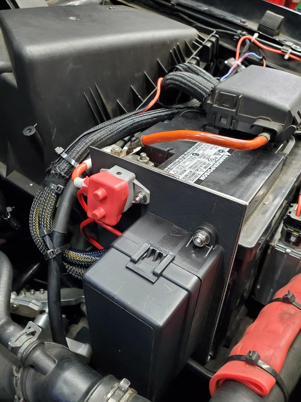 12 Volt Fuse Relay Box Pre-Wired Fuse and Relay Box with 4 Relays and 12 Way ATC/ATO Fuses Sealed 12V Relay Fuse Box Block for Auto Car Marine Boat customer photo 1