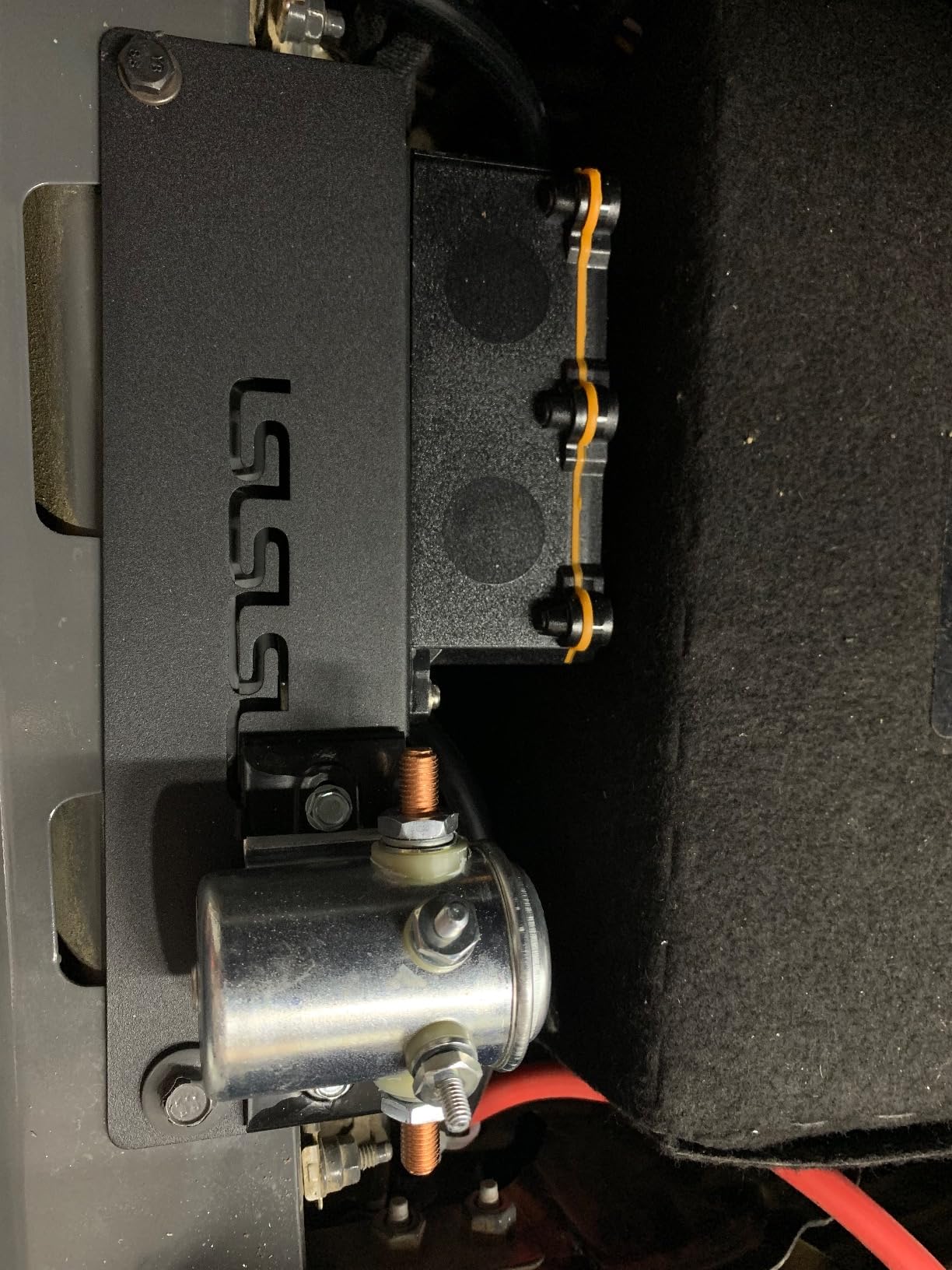 LASFIT Auxiliary Switch Bank Kit, OEM Style Plug&Play Aux Switch Panel Dash 4 Buttons with Left Storage Bin 4x30A for Wrangler JL 2018-2025 & Gladiator JT 2019-2025, Black customer photo 2