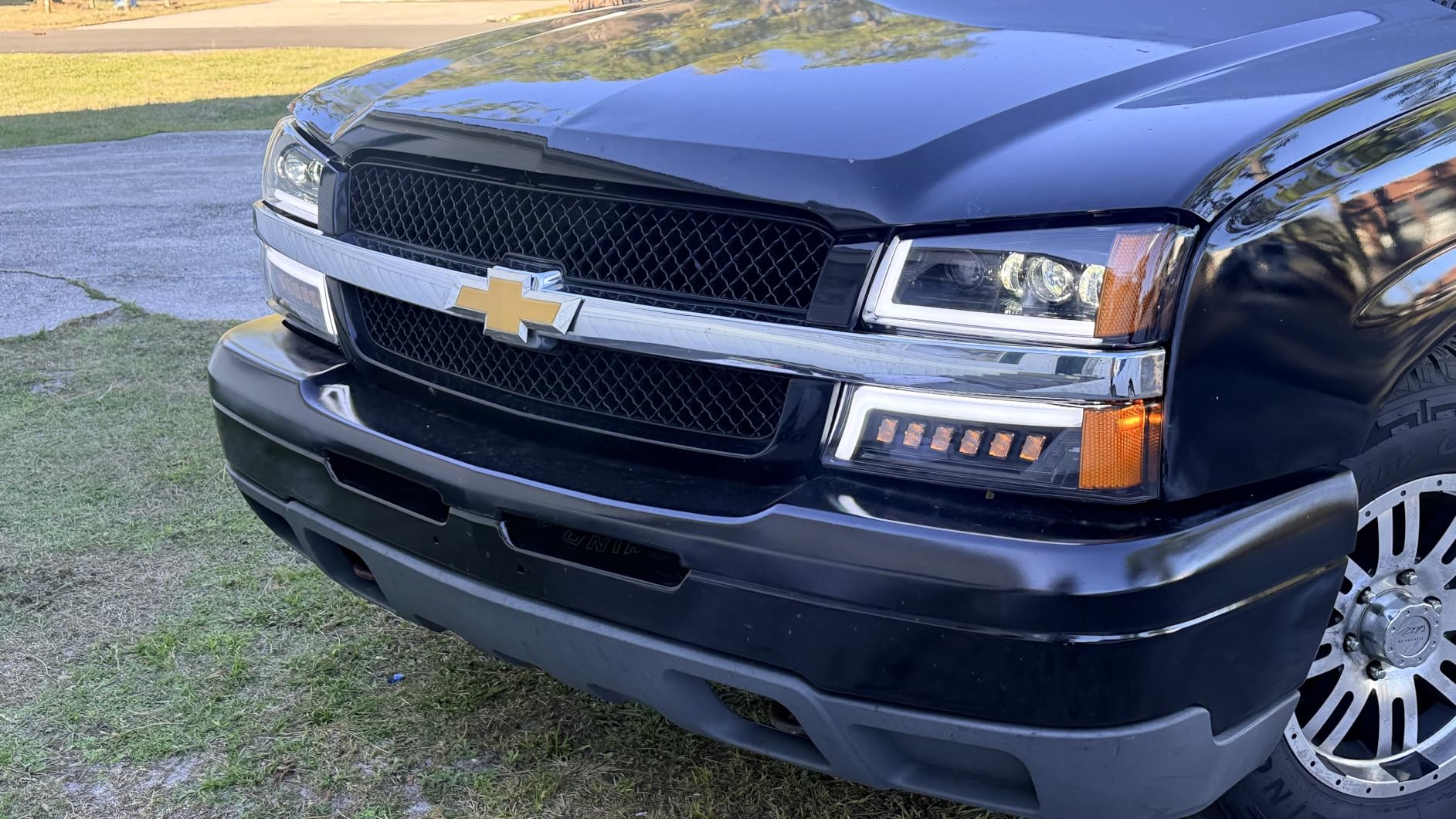 Z-OFFROAD LED Headlights Assembly DOT Approved with DRL Turn Signal Hi/Low Sealed Beam Side Marker Compatible with 2003-2006 Chevy Silverado Avalanche customer photo 2