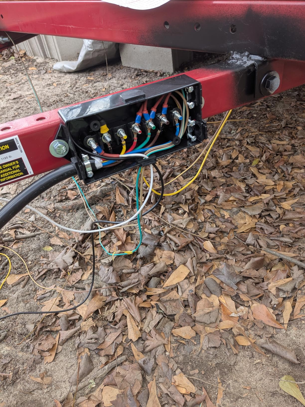 CheeMuii 7 Way Trailer Wiring Harness Kit 8 FT Trailer Cord with 7 Pin Trailer Plug and Junction Box Kit Premium Light and Brake Wiring Wires for Trailer RV customer photo 2