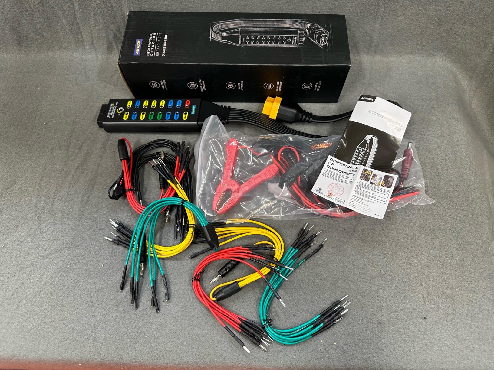OBD2 Breakout Box, Automotive OBDII Protocol Detector Communication/Power/Ground Detection Breakout Box 16-Pin CAN 17.7 inches Cable Fault Diagnosis Scan Tool with Universal Wire Jumper and Clips customer photo 1