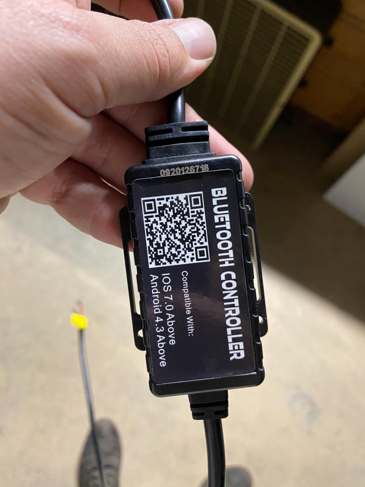 Nilight RGB LED Rock Lights Kit, 6 pods Underglow Multicolor Neon Pod with Bluetooth App Control Flashing Music Mode IP68 Exterior Wheel Well Light for Truck ATV UTV RZR SUV customer photo 1