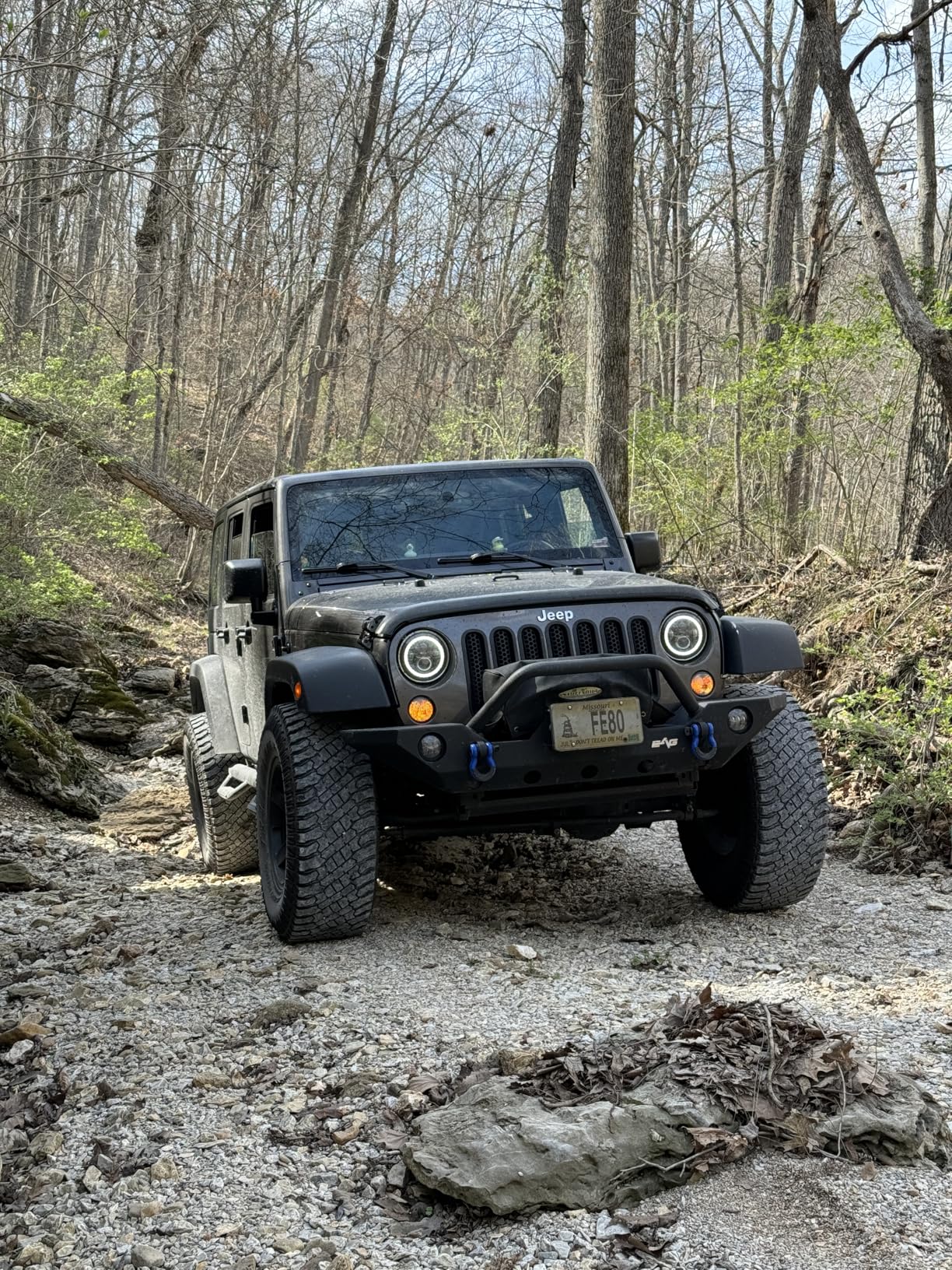 SMAOUT 12V Digital Air Compressor, Offroad Portable Inflator 12.3 CFM, Air Pump Max 150PSI for Heavy-Duty Tires, with LCD Control Panel to Preset Target Pressure, 4x4 Vehicle, SUV, RV customer photo 2