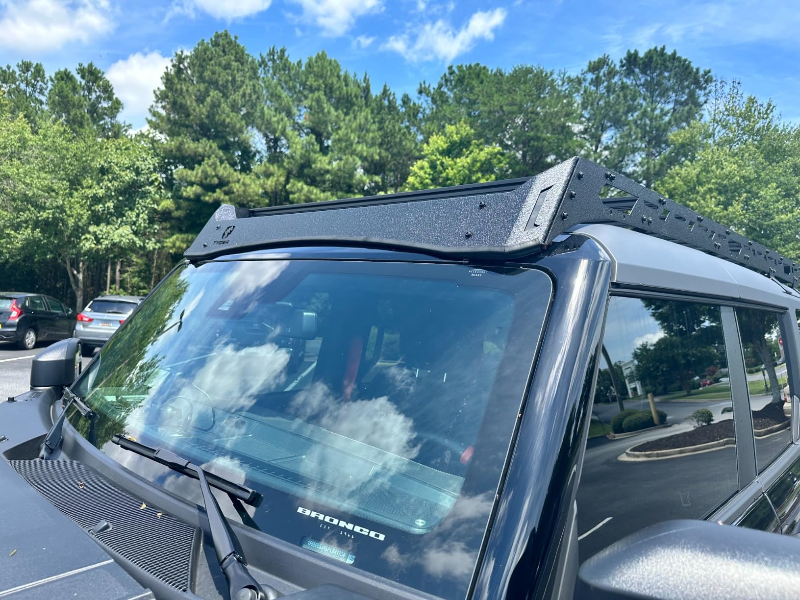 Tyger Auto Platform Style Roof Rack Compatible with 2021-2026 Ford Bronco 4-Door with Hardtop | Not for Bronco Sport | Cargo Storage Carrier for Outdoors Gear| Paintable Color Inserts | TG-RR1F33778 customer photo 1