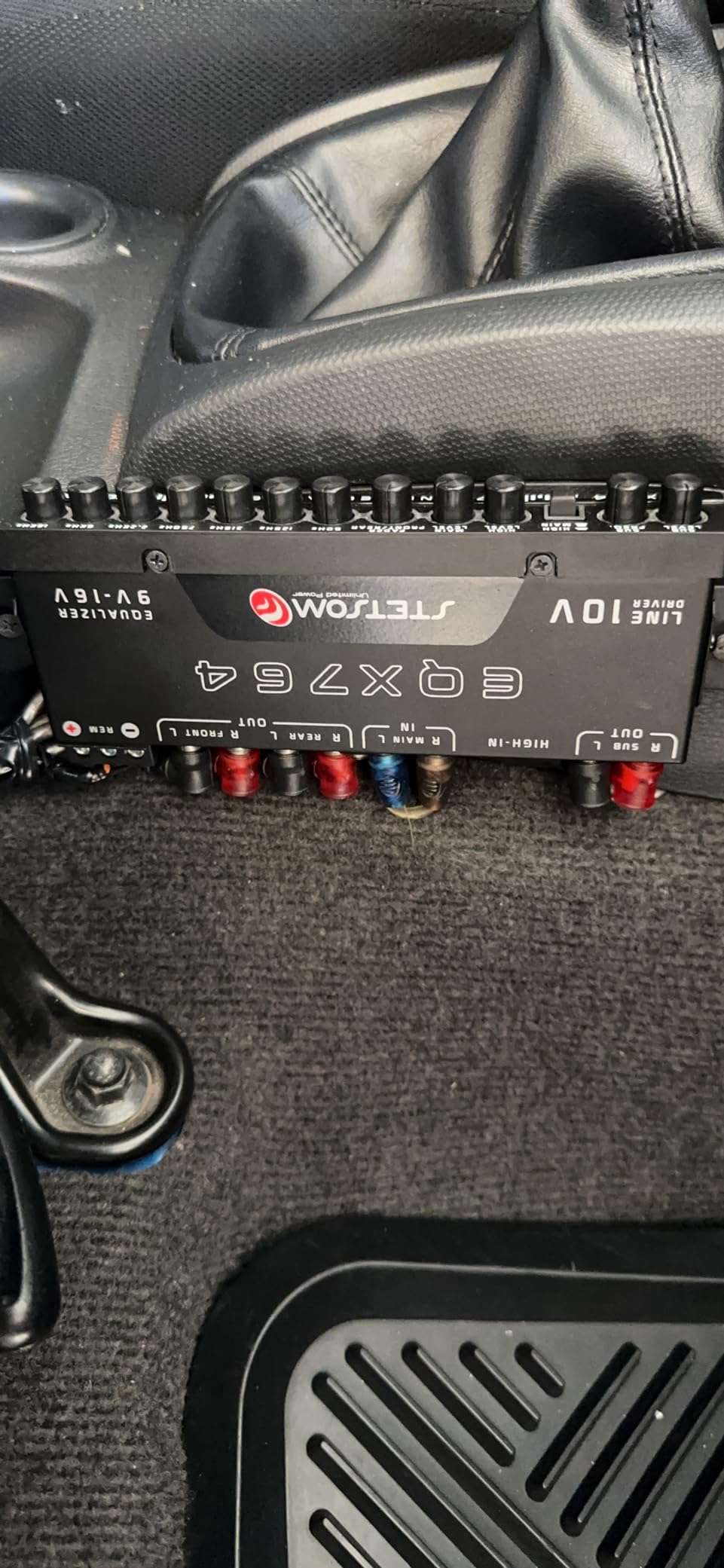 Stetsom EQX764-7 Band Equalizer, Pre-Amp Car Audio Graphic Equalizer with 4 Inputs (RCA & High) 6 Outputs, 10v Line Driver to Avoid Noise and Dedicated Sub Controls (Level & Frequency) customer photo 1
