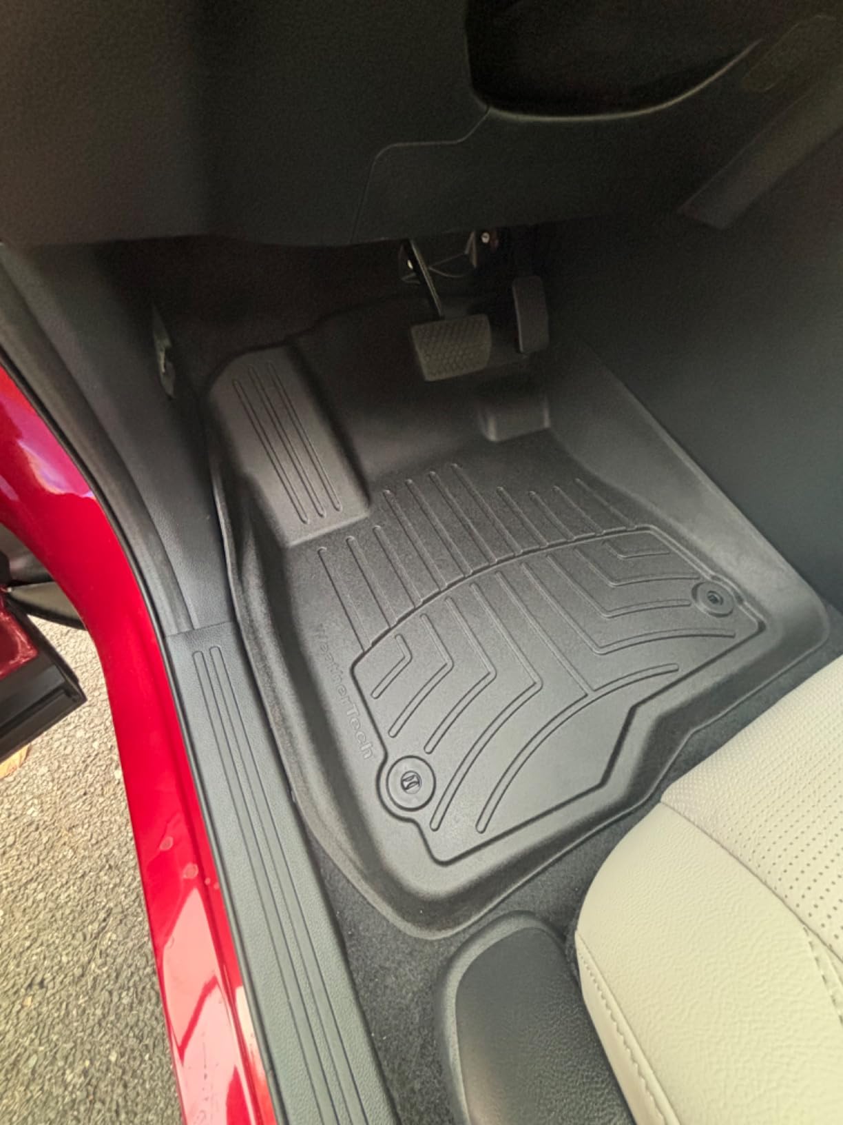 WeatherTech FloorLiner HP Custom Fit Floor Mats for Honda CR-V, CR-V Hybrid 1st & 2nd Row (441780-1-2IM), Black customer photo 2
