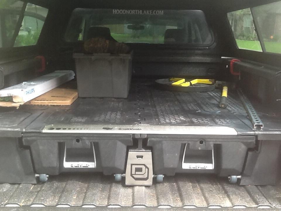 DECKED Truck Bed Storage System Includes System Accessories | Compatible with GMC/Chevy 2500/3500 2020-Current 6'9