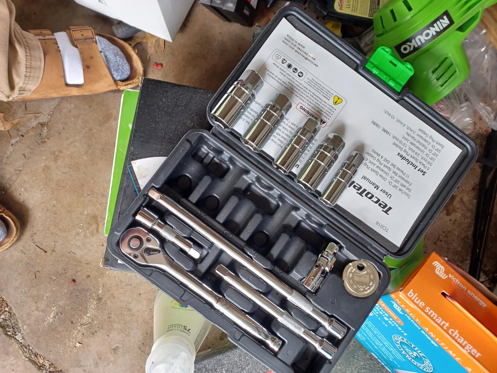 11-Piece Spark Plug Socket Set with 3/8