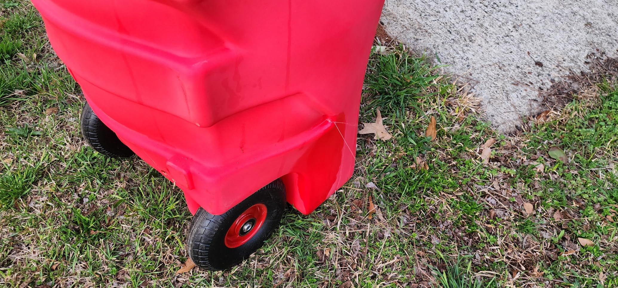 Automatic Fuel Transfer Pump with 32 Gallon Portable Fuel Caddy Tank, Auto-Stop Sensor Nozzle, AA Battery/12V DC 2 Power Modes, Tank Adapters, for Gasoline Diesel Fuel DEF Urea customer photo 2