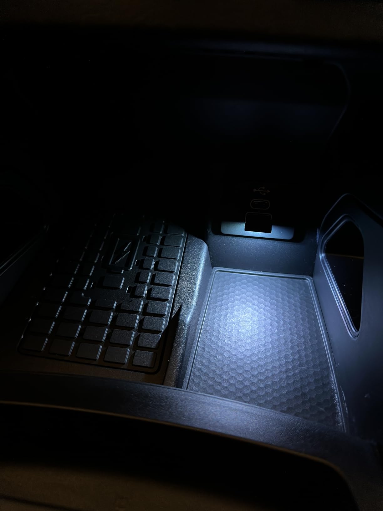 2 PCS Mini USB LED Light, 8 Colors RGB Car USB LED Interior Atmosphere Light, Adjustable Brightness Smart Laptop Keyboard Home Office Decoration Night Lamp, Car Accessories customer photo 1