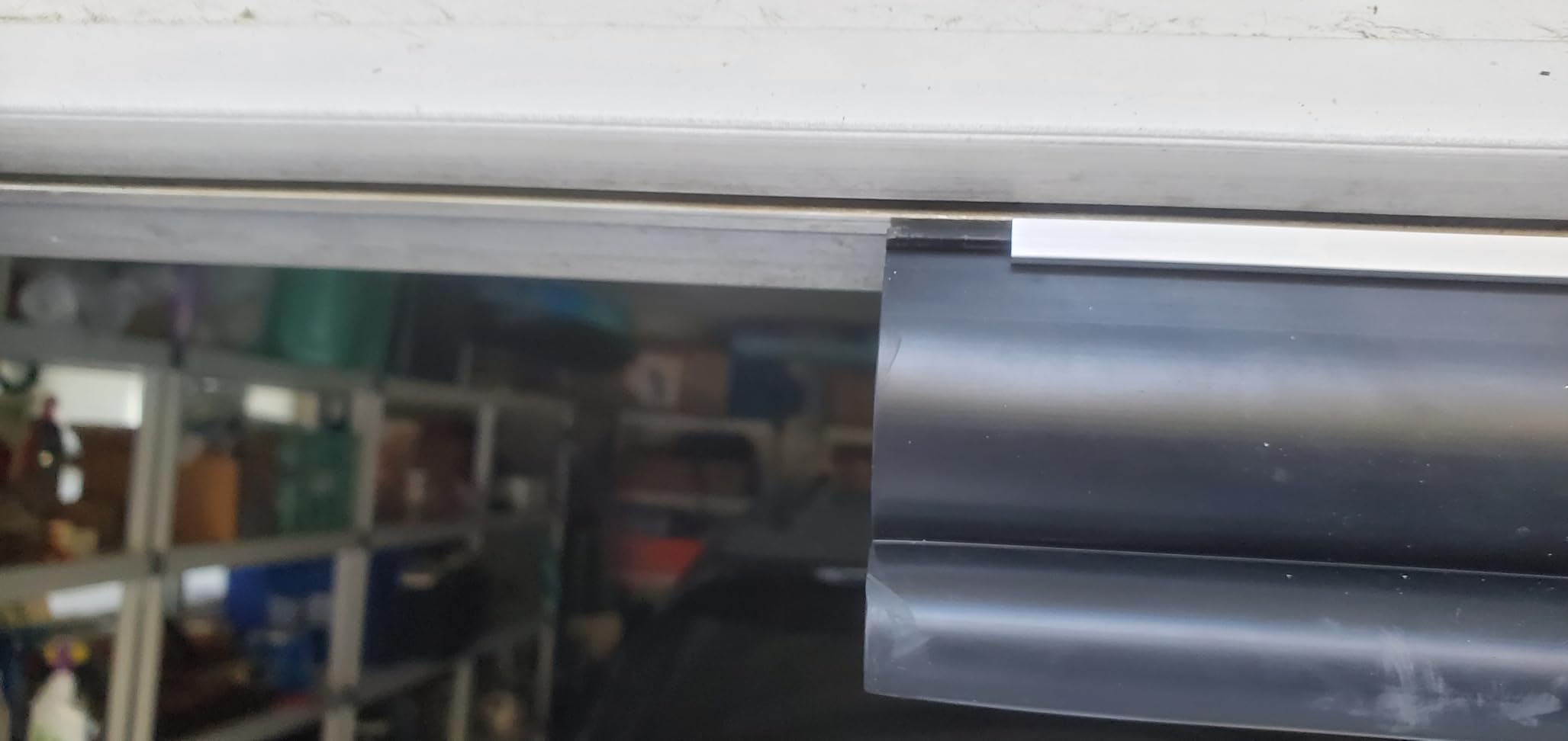 VEVOR Garage Door Seals Bottom Rubber, U Shape +O Ring Combination Garage Door Weather Stripping with Pre-drilled Aluminum Track Retainer Kit, 5/16 inch T-Ends and 3 3/4 inch Width (16 Ft, Black) customer photo 2