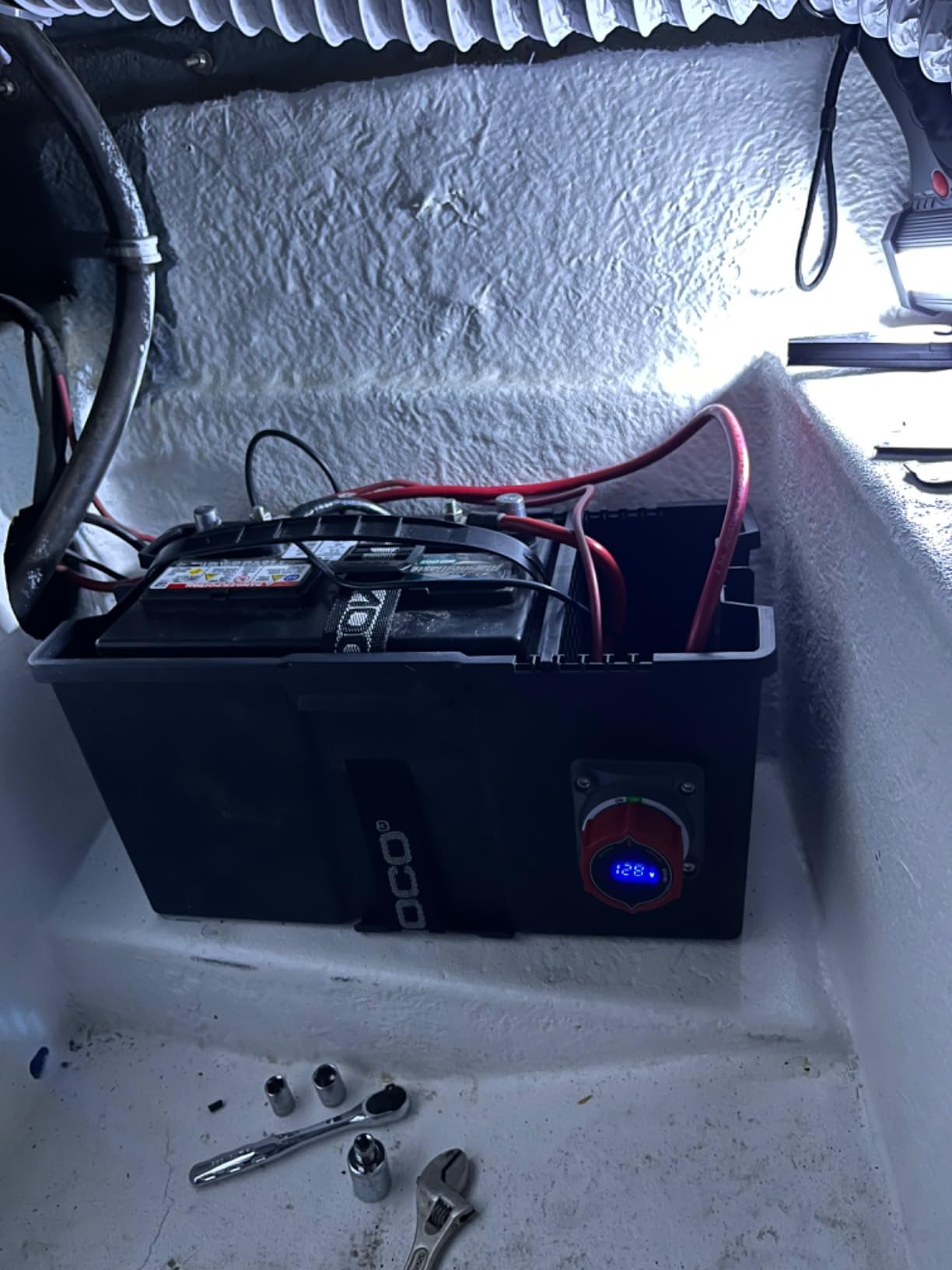 Upgrade Battery Disconnect Switch with Voltmeter, DC 5-60V Master Isolator Cut/Shut Off Switch for Marine Boat Car Truck Camper RV Trailer Vehicles Engine Application (On/Off) customer photo 1