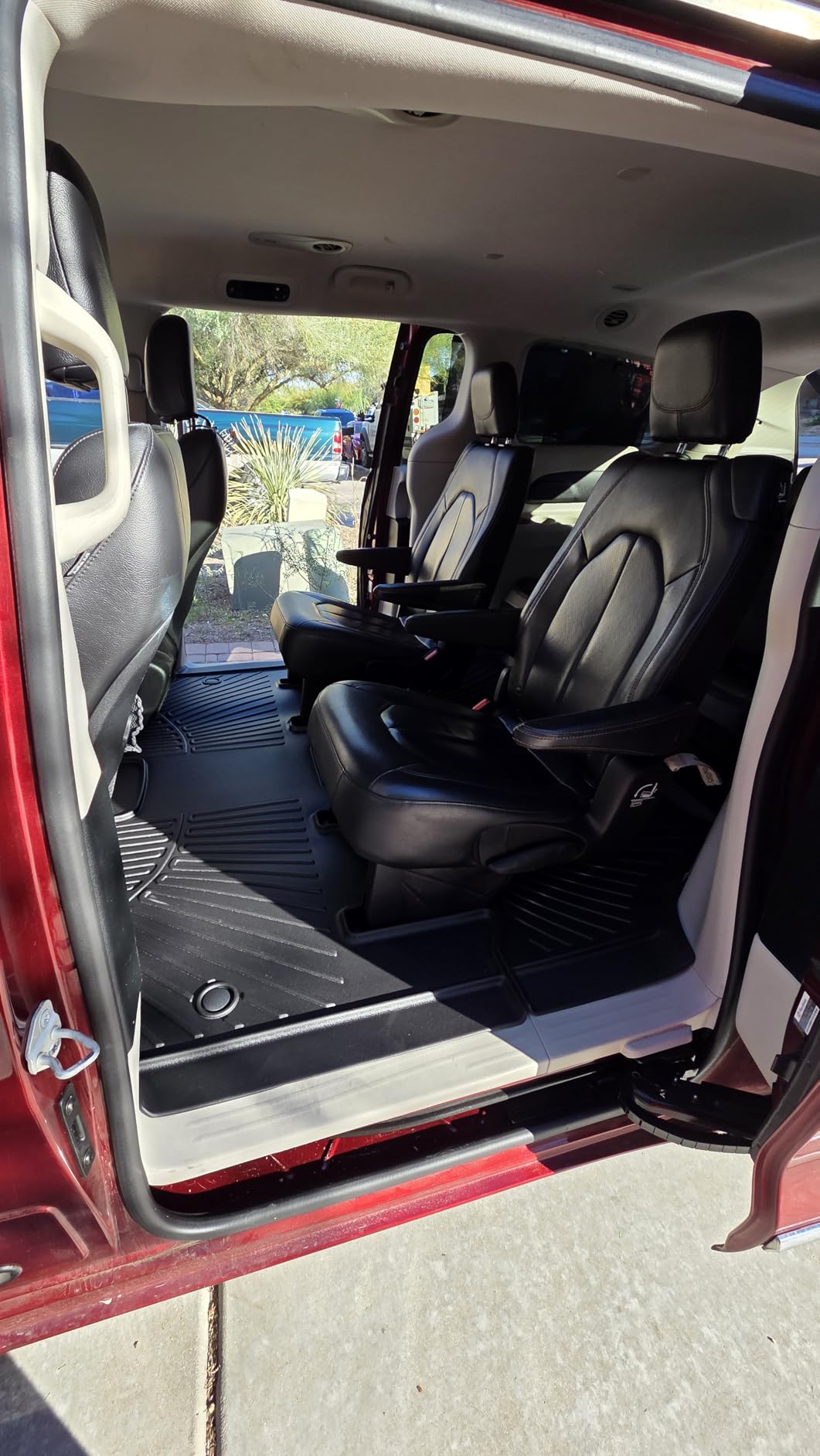 Cargo Mat for 2024 2025 2026 Mazda CX-90(fit Hybrid&Gas)(Fit 6&7&8seat) All Weather TPE Custom Fit Easy Clean Car Trunk Mat for 2024-2026 Mazda CX90 Cargo Liner, CX-90 Cargo Accessories-Black customer photo 2