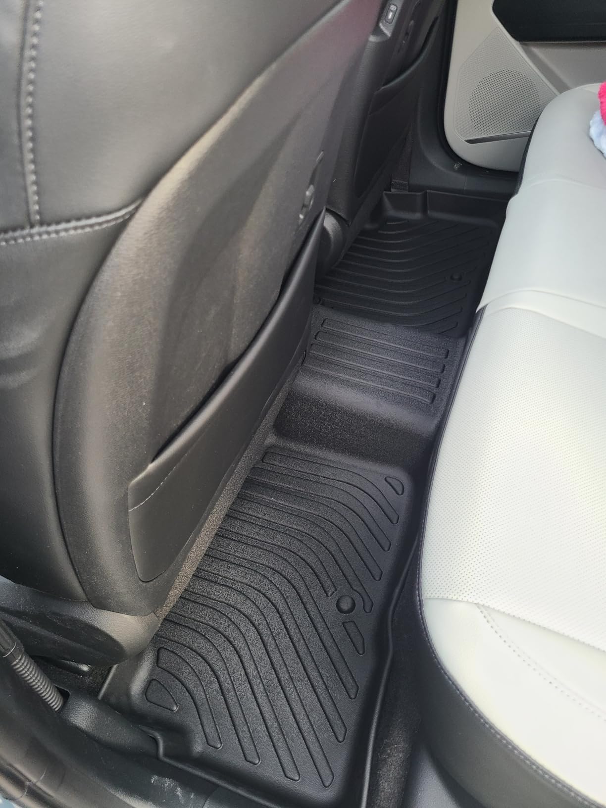 Auxko All Weather Floor Mats Fit for Kia Sorento Gasoline(6/7 Seat) 2021-2025 2026 TPE Liner Sorento 2021-2025 2026 Accessories Set All Season Odorless Anti-Slip Floor Mats customer photo 1