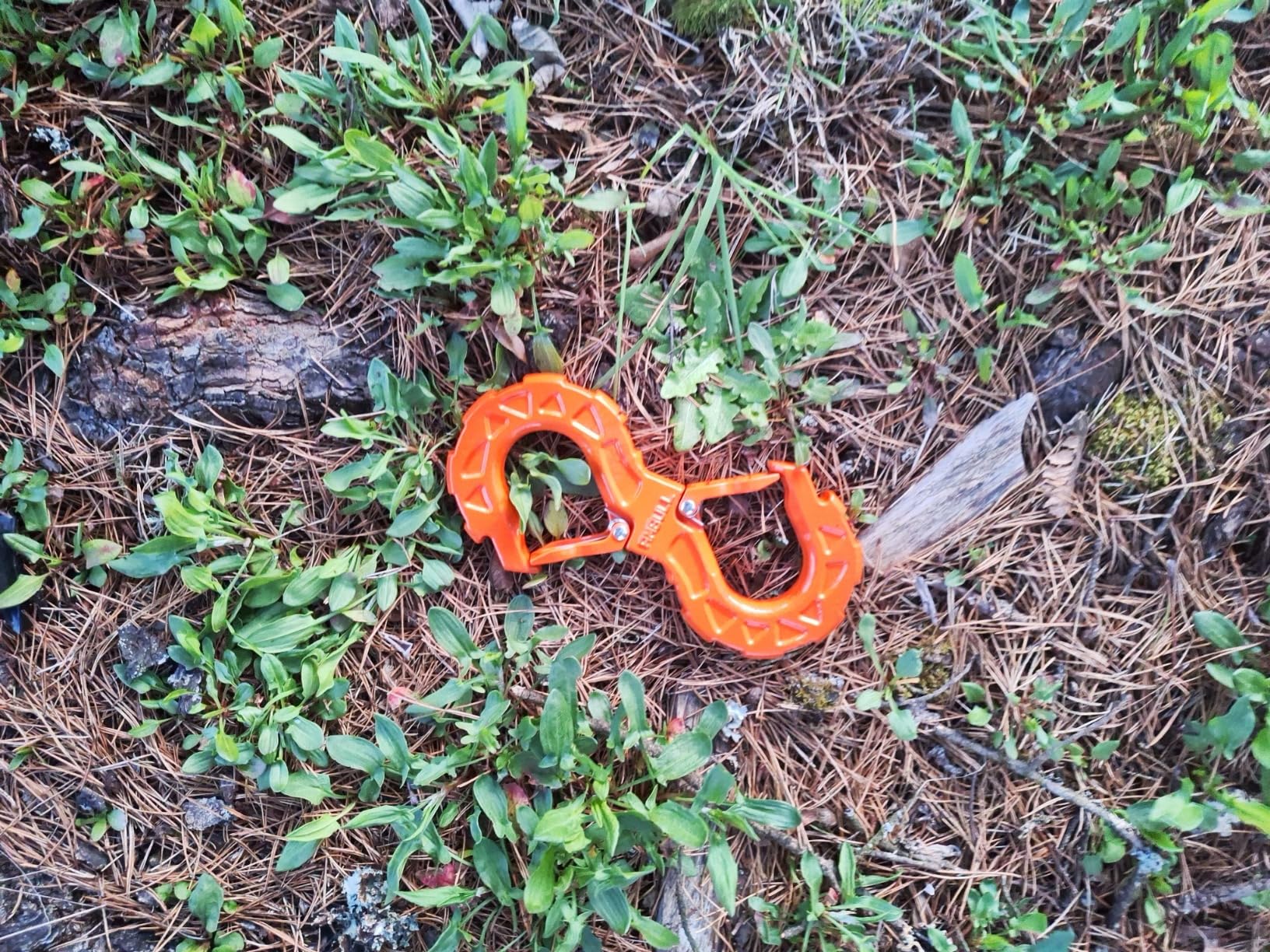 3/8 Tow Hook, Winch Hook for Off-Road Recovery, Towing Shackle 33000 Lbs, G80 Heavy Duty Strength Integrated Winch Quick Shackle, Red customer photo 2
