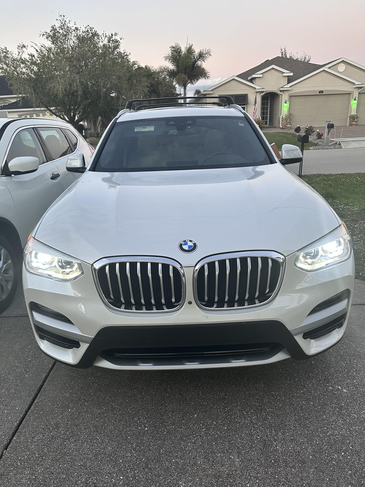 330lbs Lockable Roof Rack Cross Bars Compatible with BMW X3 G01 2018-2026 (Not for G45), Heavy Duty Aluminum Roof Rails Crossbars Black Rooftop Cargo Carrier customer photo 2