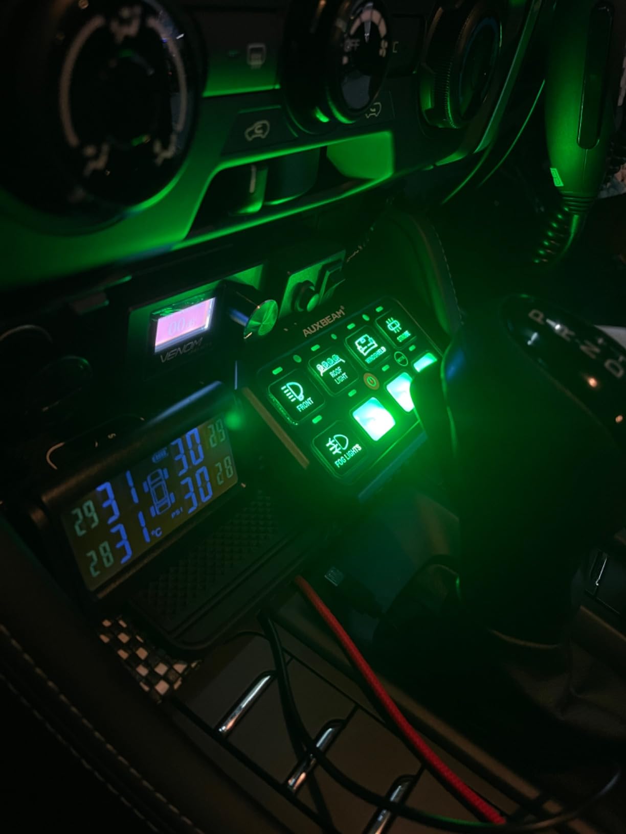 Auxbeam 8 Gang Switch Panel RB80 XL 5.3 Inch RGB Switch Pod Toggle Momentary Pulsed 12-24V Led Switch Panel Auxiliary Circuit Control Relay System for Truck Car Offroad UTV Waterproof 3 Years Warranty customer photo 2