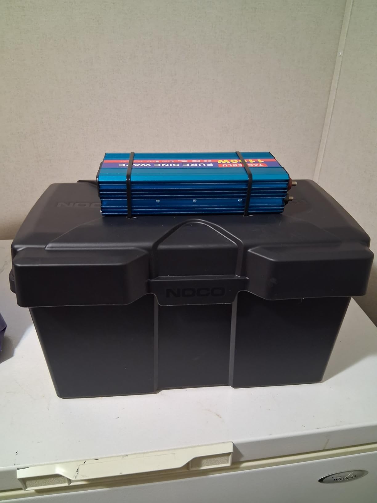 NOCO Snap-Top BG31 Battery Box, Group 24-31 12V Battery Box for Marine, Automotive, RV, Boat, Camper and Travel Trailer Batteries customer photo 1