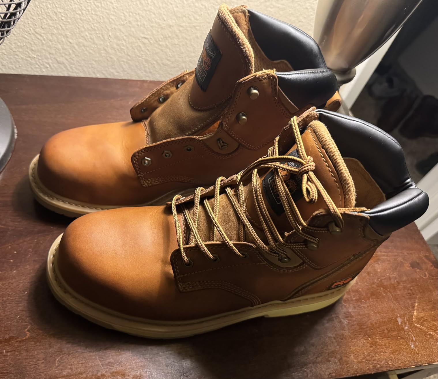 Timberland PRO Men's Pit Boss 6 Inch Steel Safety Toe Industrial Work Boot customer photo 2