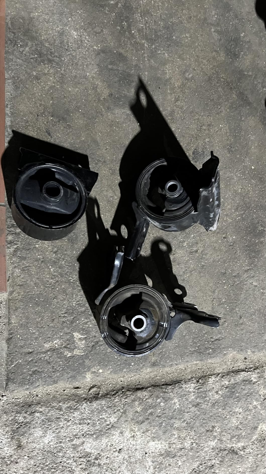 3Pcs Engine Motor Mount Kit Compatible with Cherokee 2014-2019 2.4L & Chrysler 200 2015-2017 2.4L, Replacement for 3378 3380 3308, Steel & Aluminum, Chassis Mount customer photo 2