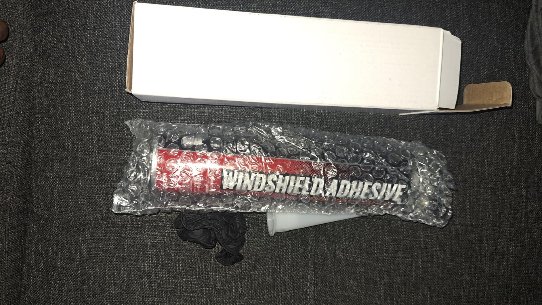 Polyurethane Windshield Adhesive - Quick Curing & Weather Resistant Auto Glass Adhesive, Vertical & Overhead Application, 310ml Black customer photo 1