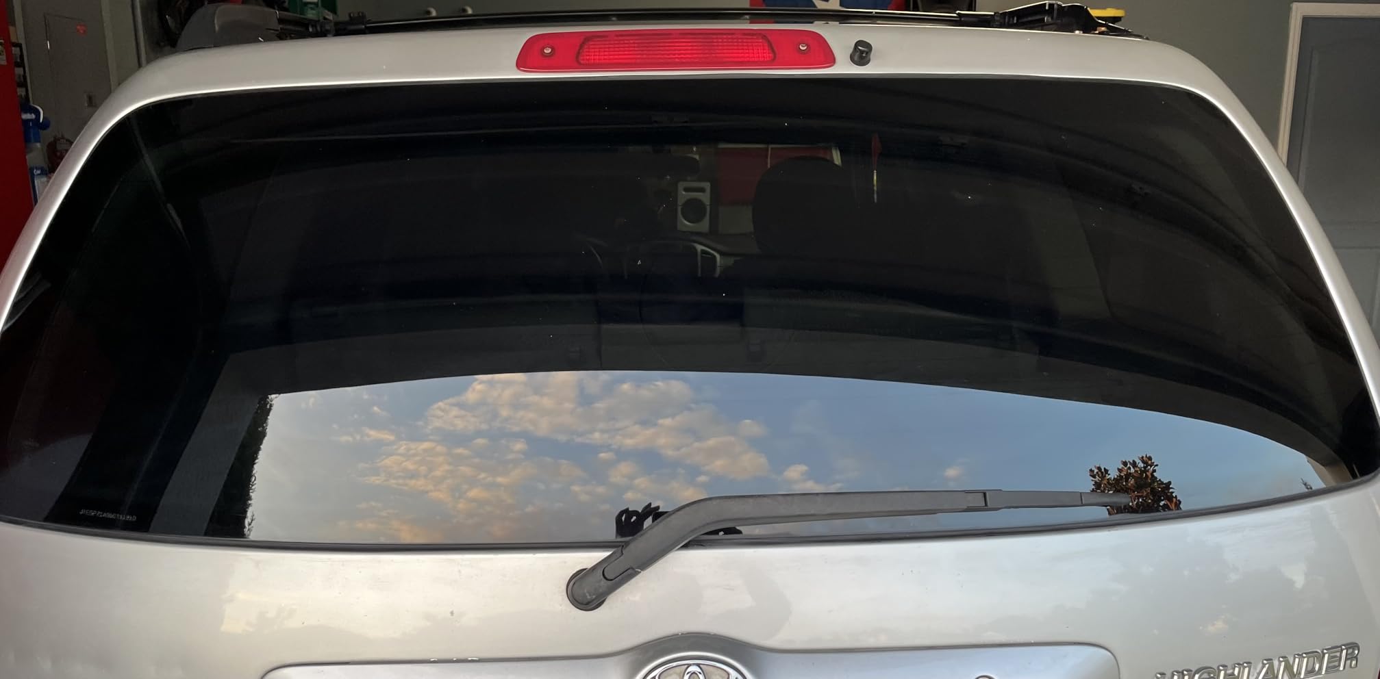 Polyurethane Windshield Adhesive - Quick Curing & Weather Resistant Auto Glass Adhesive, Vertical & Overhead Application, 310ml Black customer photo 2